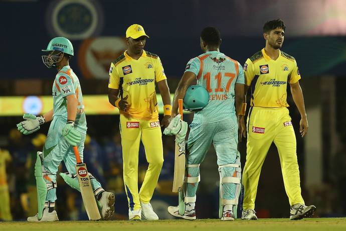 Lucknow Super Giants beat CSK by 6 wickets in a thrilling match