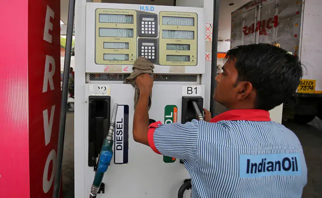 चुनाव खत्म, पांच दिन में चार बार बढ़ी पेट्रोल डीजल की कीमत