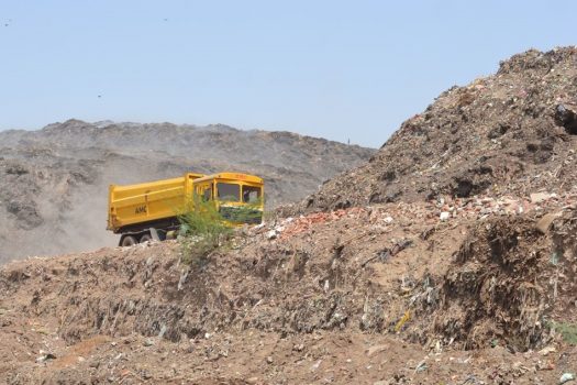कचरे से अहमदाबाद मनपा ने कमाया 15 करोड़ ,500 करोड़ की खली कराइ जमीन