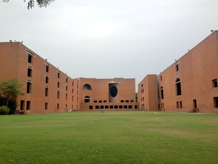 Even as the faculty at the prestigious Indian Institute of Management-Ahmedabad (IIM-A) remains exercised over the proposed change in the logo of the top business school, several students feel IIM-A has more important issues up its sleeve rather than getting caught up in a “propagandist” logo.     
