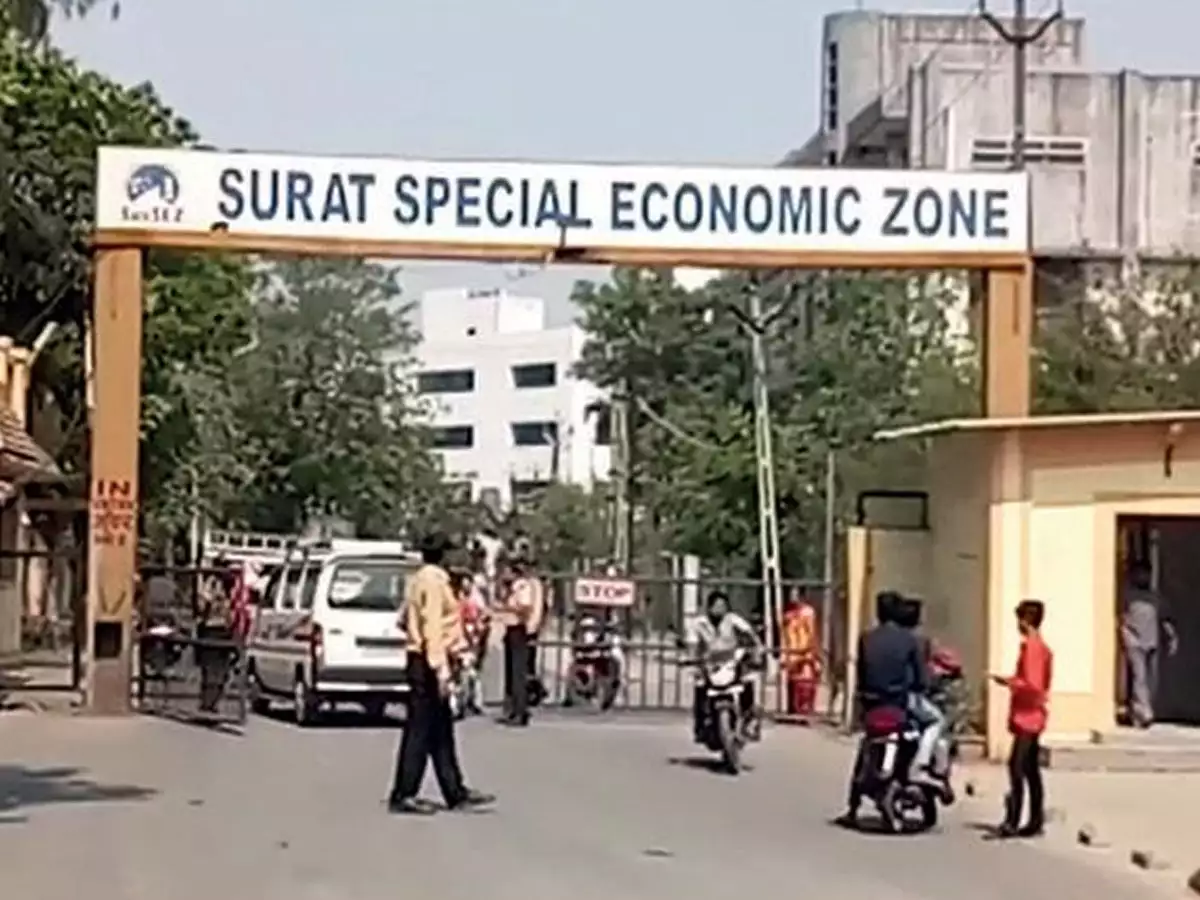 सूरत सेज से कोरोना के बीच भी निर्यात में 250 प्रतिशत का भारी उछाल