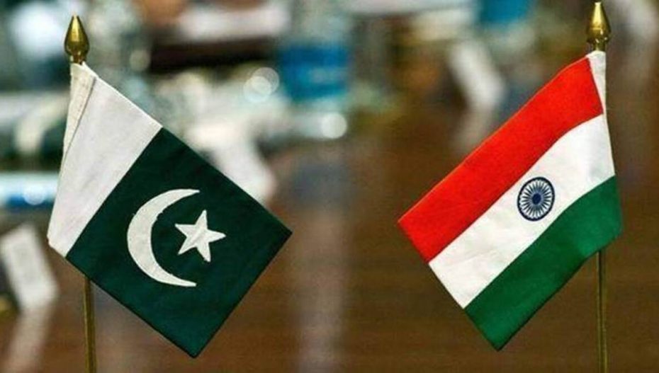 नई दिल्ली: दोनों देशों के बीच सिंधु जल विवाद पर बातचीत के लिए पांच सदस्यीय पाकिस्तानी प्रतिनिधिमंडल आज पहुंचेगा.
