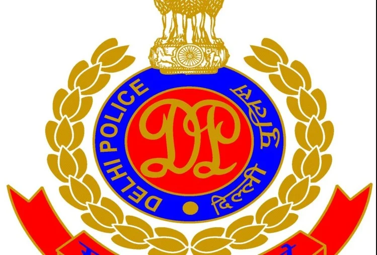सोनिया गांधी के पीएस पीपी माधवन के खिलाफ दिल्ली पुलिस ने दर्ज किया रेप केस