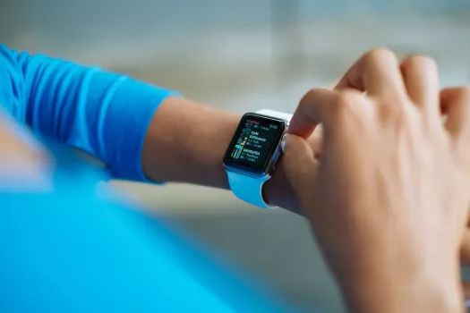 Smartwatches Can Alert You About Covid-19, Study Finds