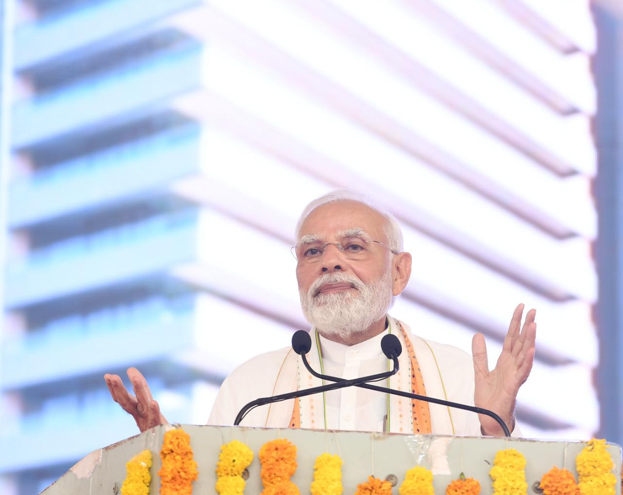 कभी किसी के लिए बाधा नहीं रहा मोदी समुदाय: पीएम