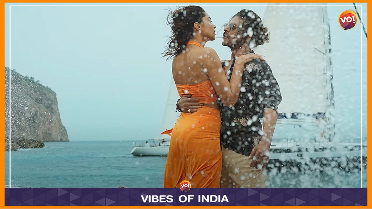 Deepika's dress in Pathaan