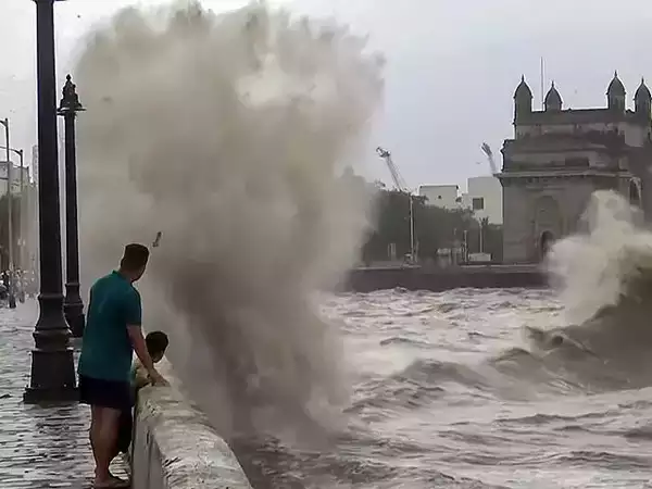 Daman, a union territory near Gujarat and a popular tourist spot is also affected by the cyclone