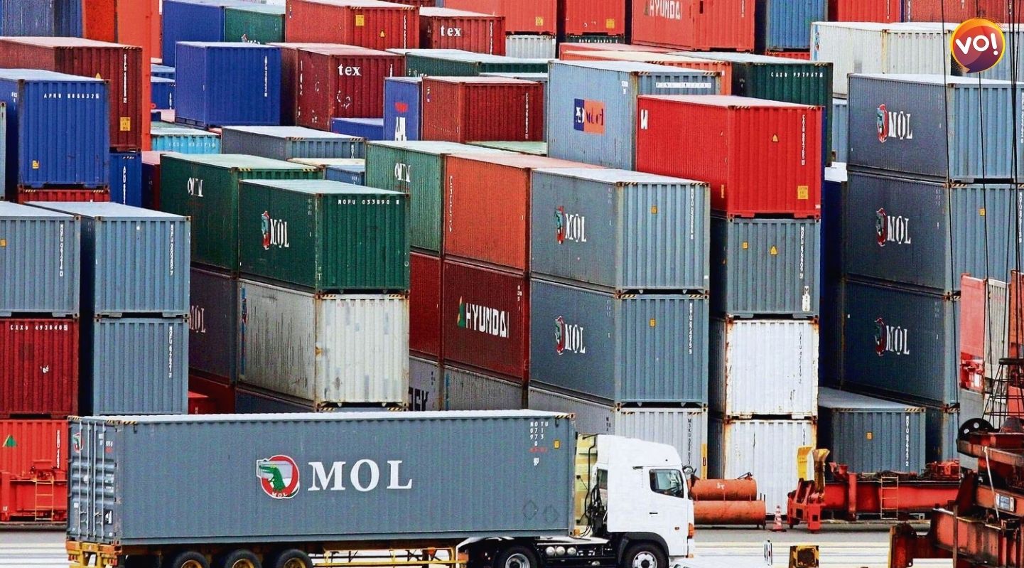 India’s Merchandise Exports Increase to $36.92 Billion in January, a 3.12% Rise