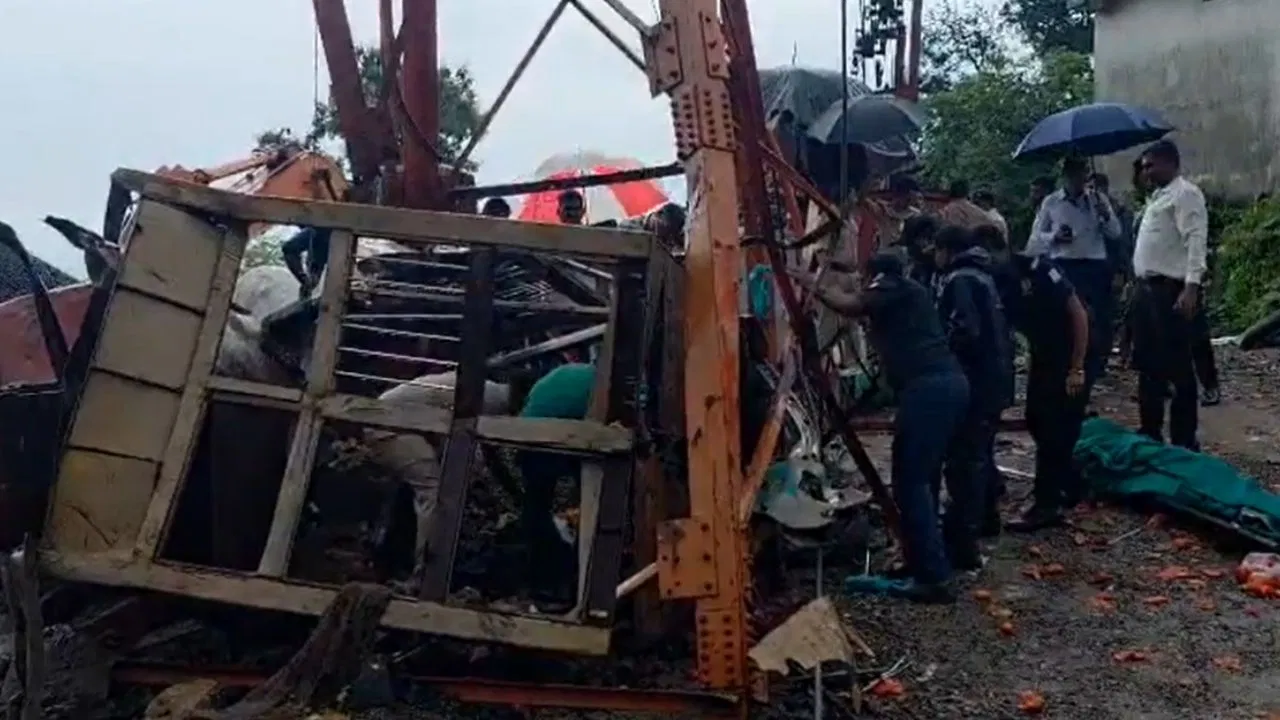 Gujarat-Ropeway-Acciden