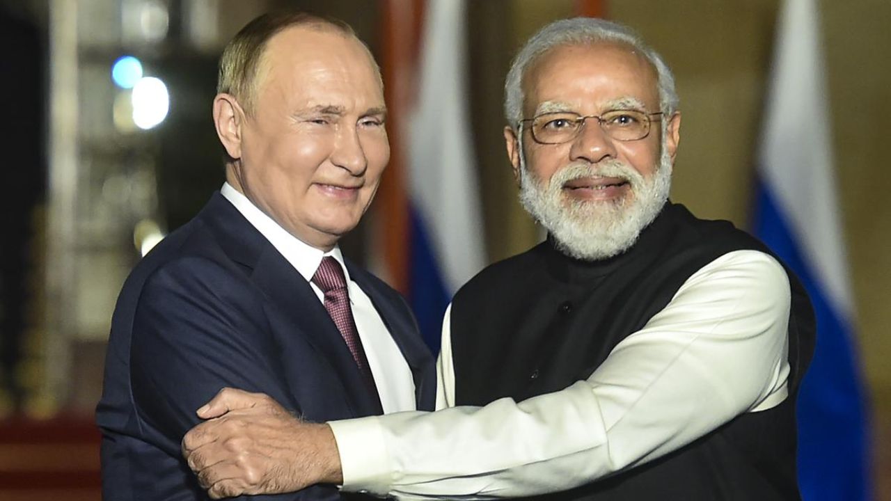 Prime Minister Narendra Modi with Russian President Vladimir Putin.