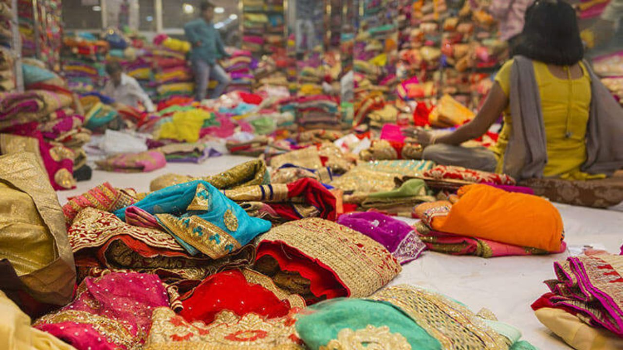 Surat textile market