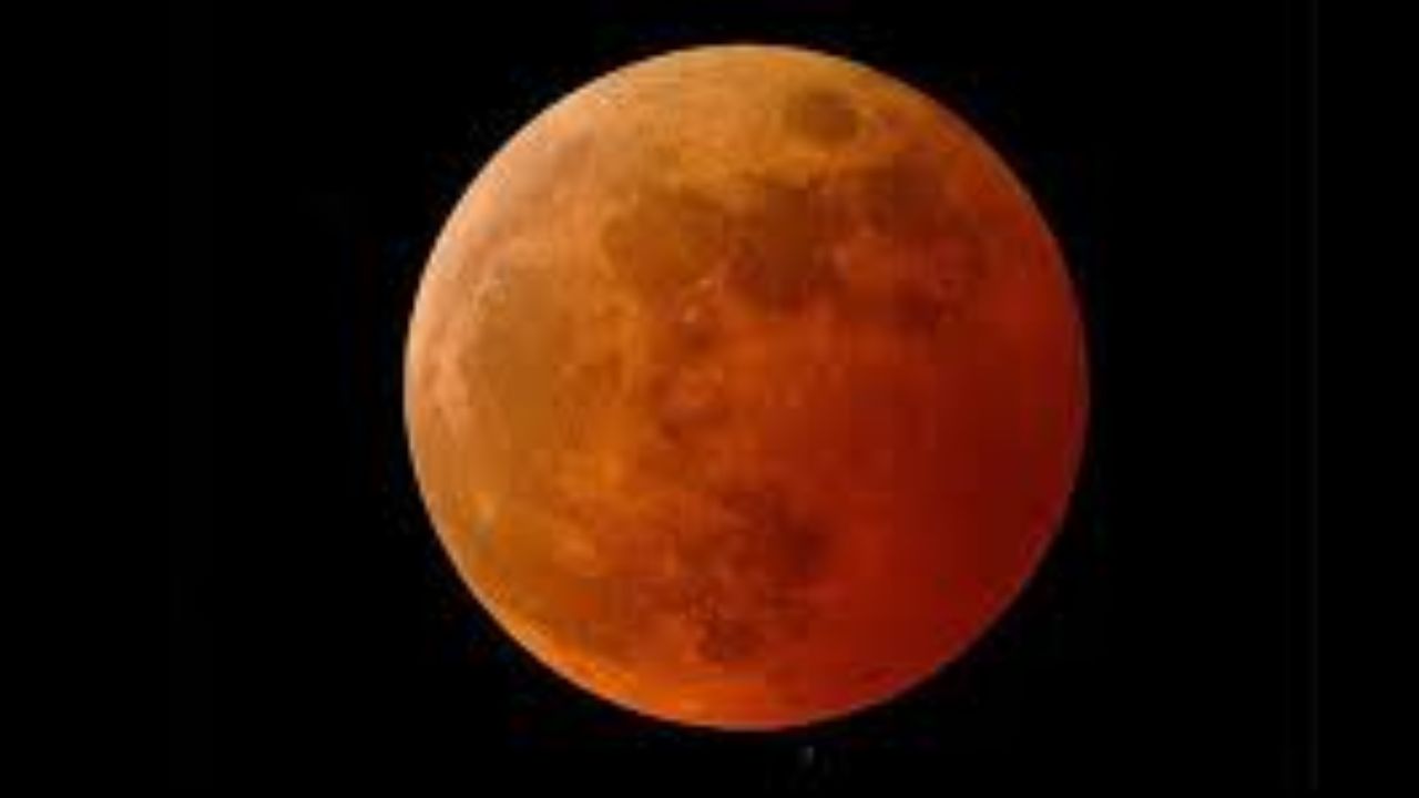 Total Lunar Eclipse